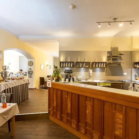 Otel Stadthotel Kramer Villach