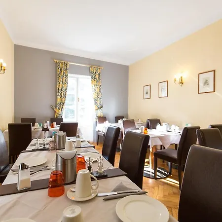 Stadthotel Kramer Hotel 3*