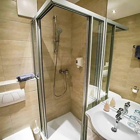 Отель Stadthotel Kramer Филлах